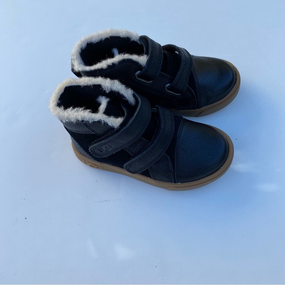 UGG Other - NWOB UGG Rennon II Kids